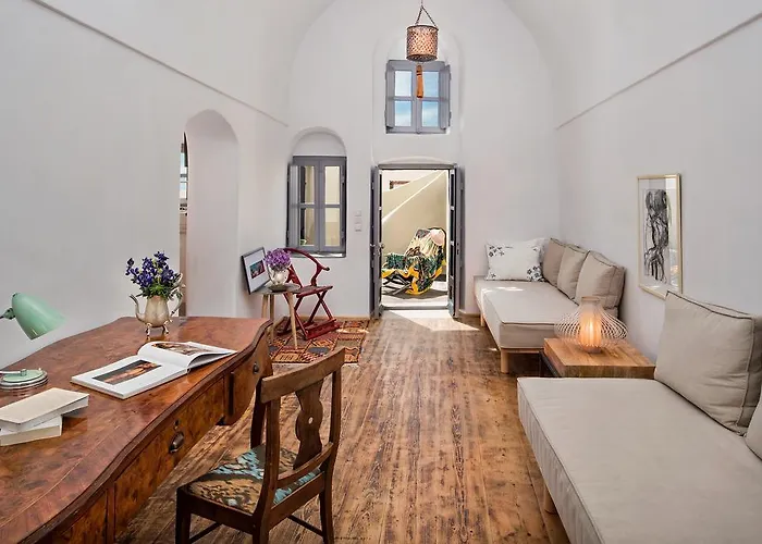 Aerie House * Oia (Santorini)