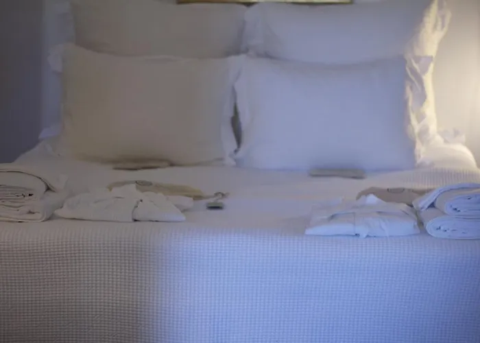 Aerie House * Oia (Santorini)