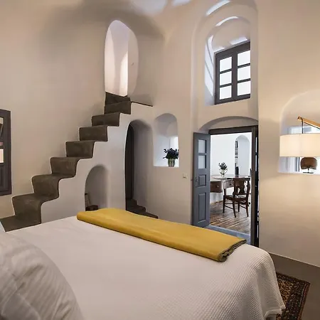 Aerie House Oia