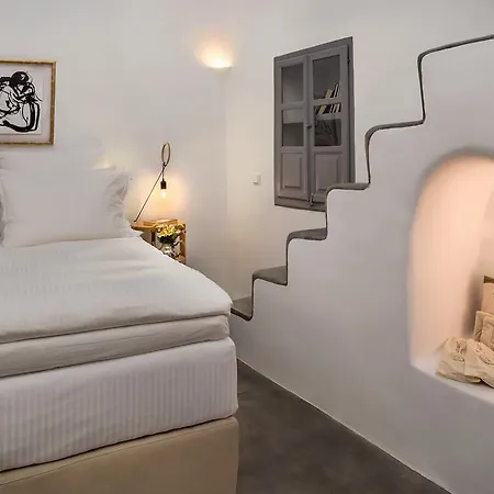 Aerie House Villa *