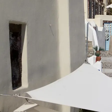 Aerie House * Oia